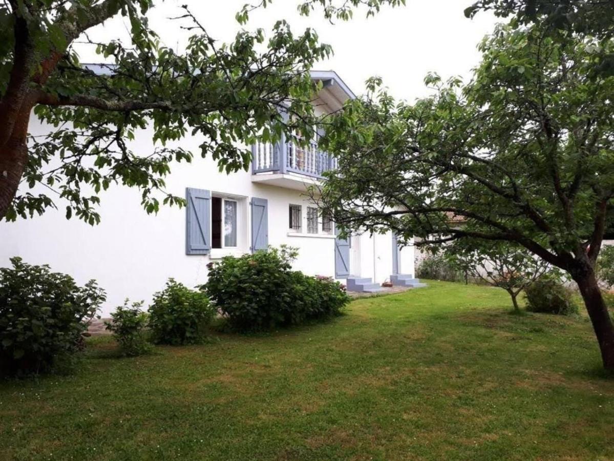 Appartement De Vacances Avec Jardin A Tarnos Exteriör bild